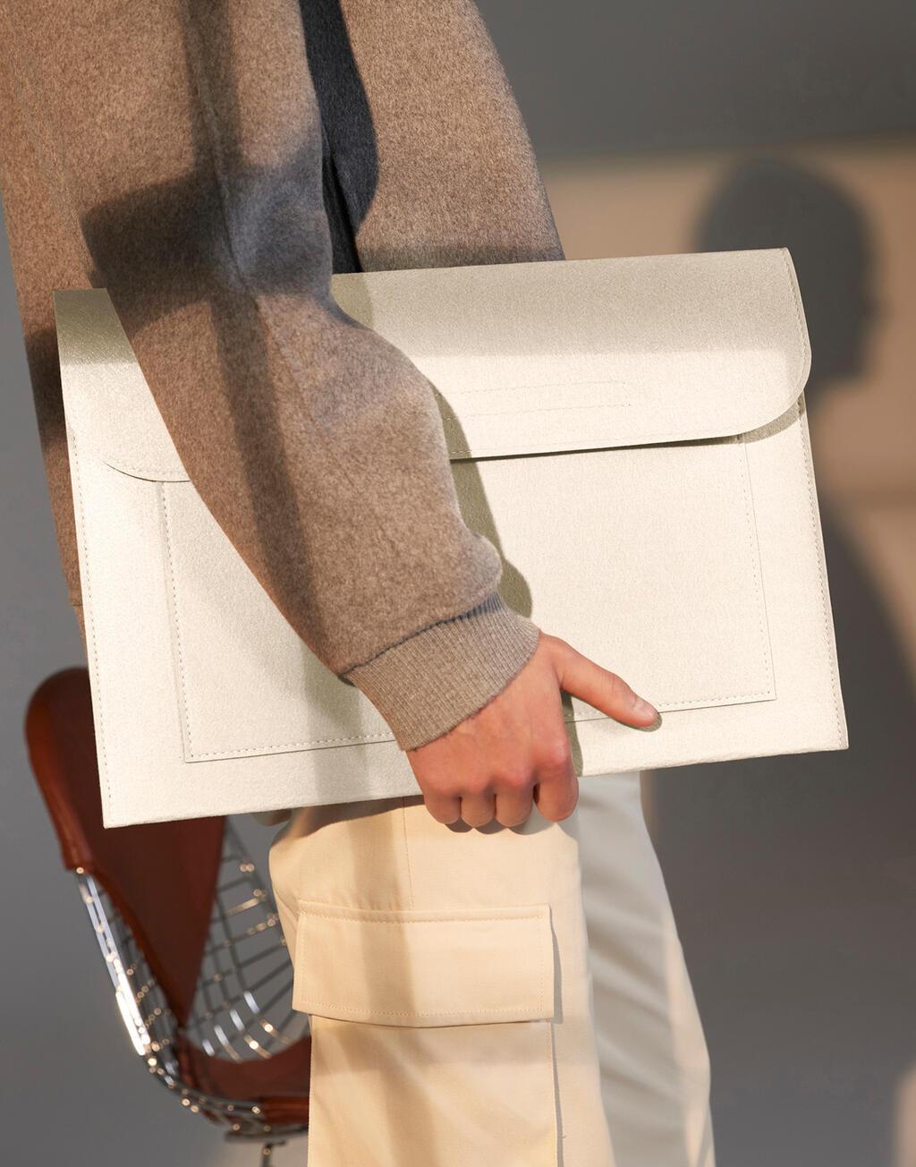 <b>BagBase</b> <br> Felt Laptop/Document Slip 41,5 x 28 cm