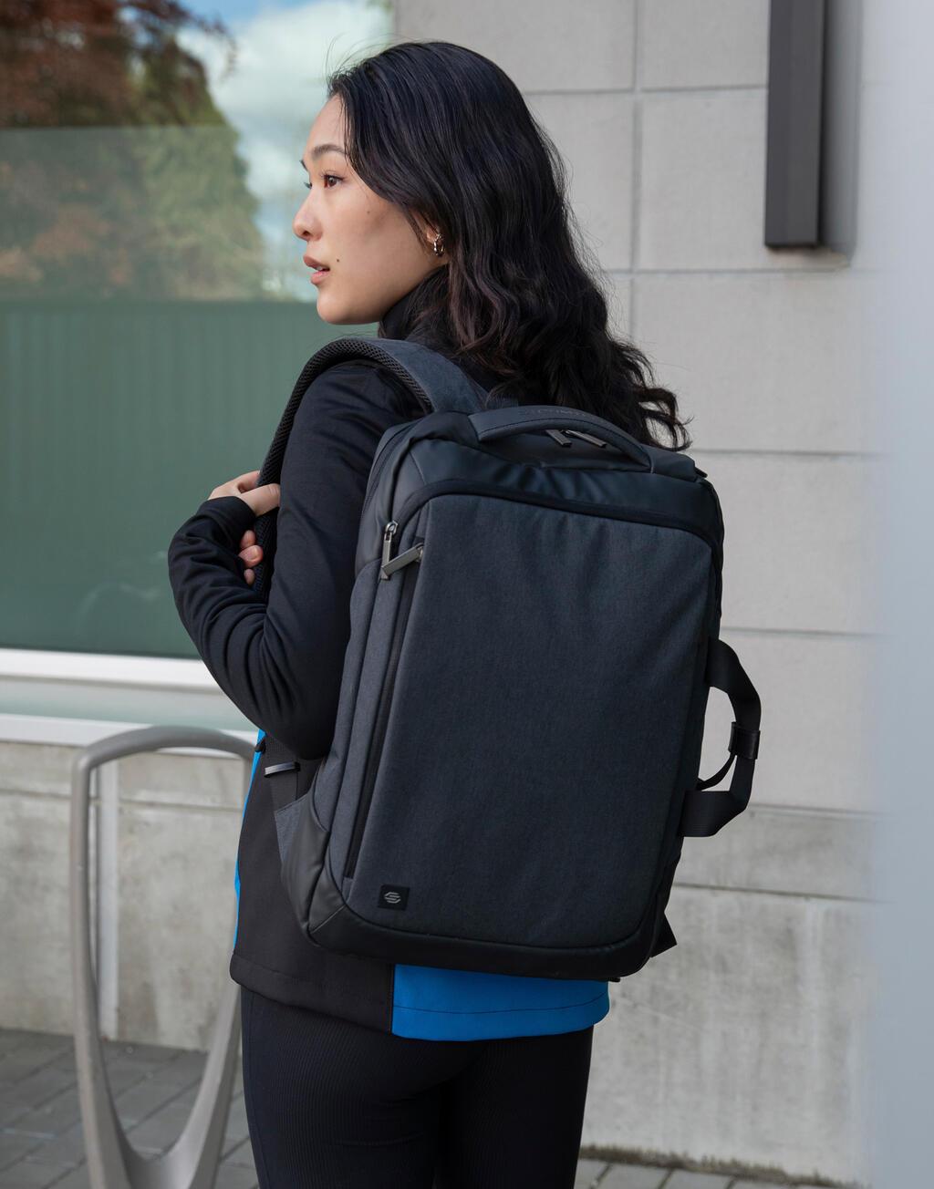 <b>Stormtech</b> <br> Road Warrior Computer Pack 36 x 43 x 23 cm
